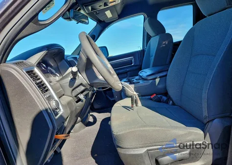 2021 Ram 1500 Classic Slt из США, поврежденный, VIN 1C6RR7GG0MS502565